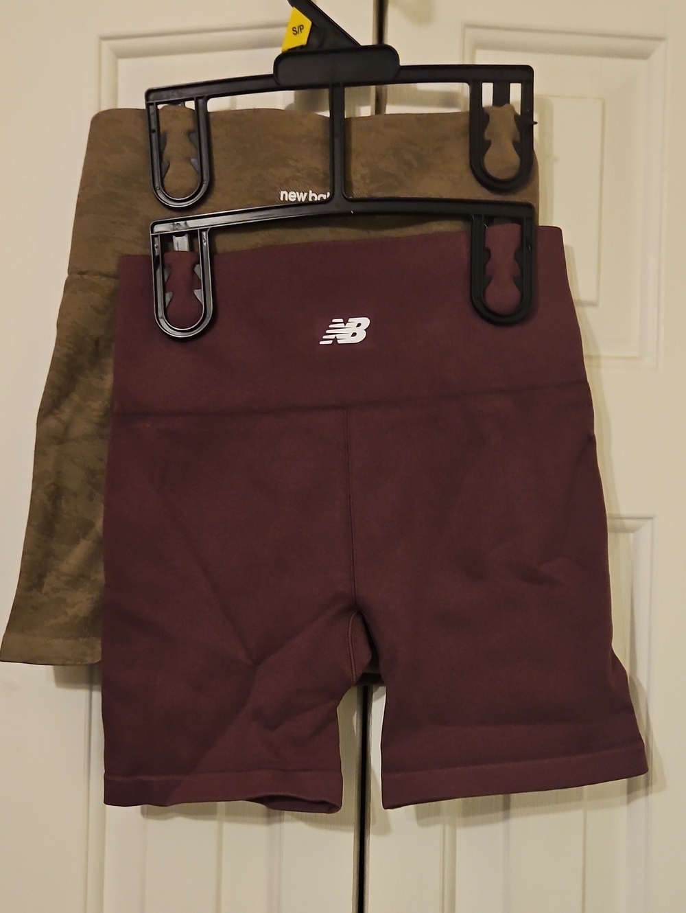 New Balance 2 Pack Bike Shorts S Burgundy Camo High Rise